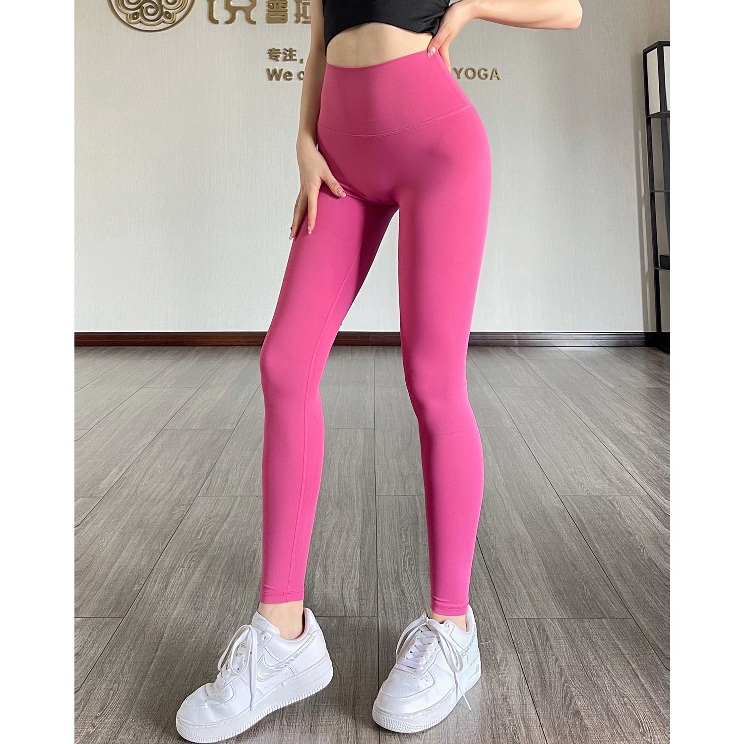 Summer New Double-Sided Brushed Fitness Pants with Bra.