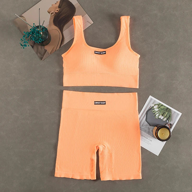 Women Seamless Yoga Set.