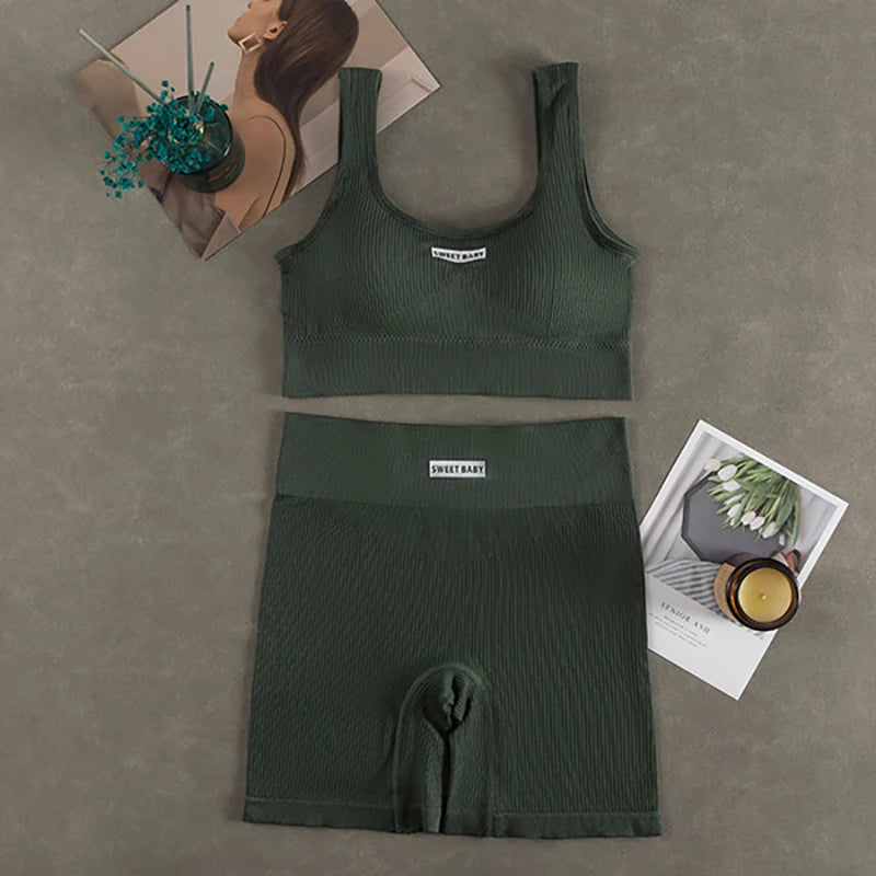 Women Seamless Yoga Set.