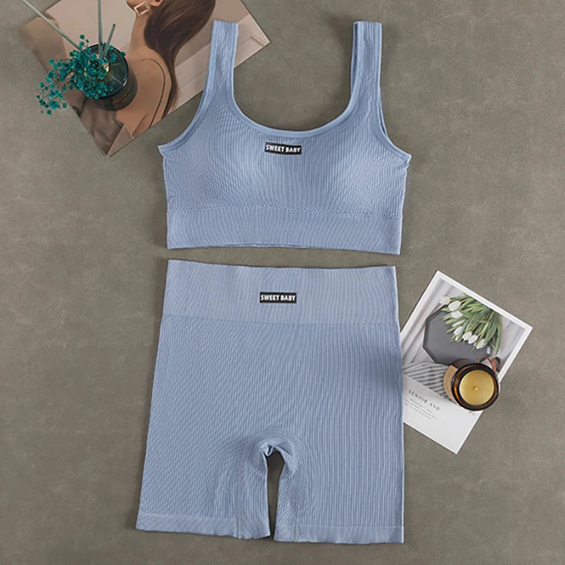 Women Seamless Yoga Set.